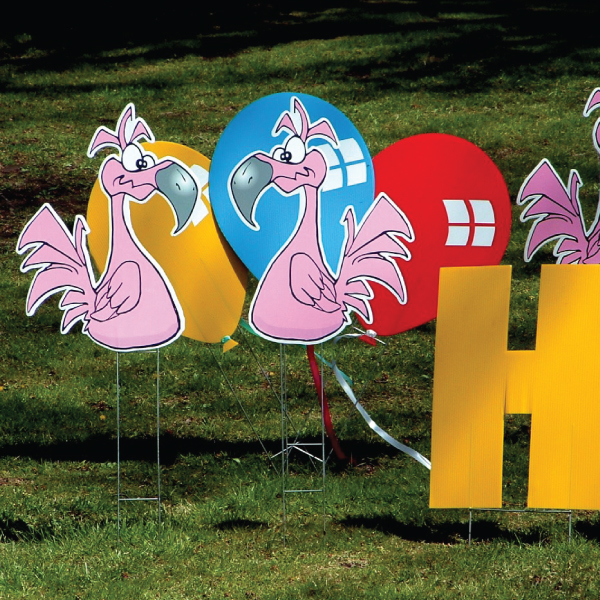 flamingos2_yard_greetings_lawn_signs_cards_happy_birthday_hoppy_over_hill