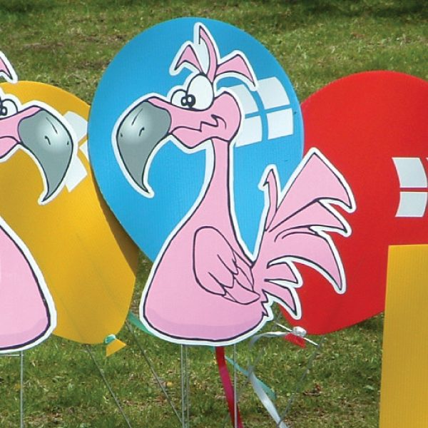 flamingos_left_yard_greetings_lawn_signs_cards_happy_birthday_hoppy_over_hill
