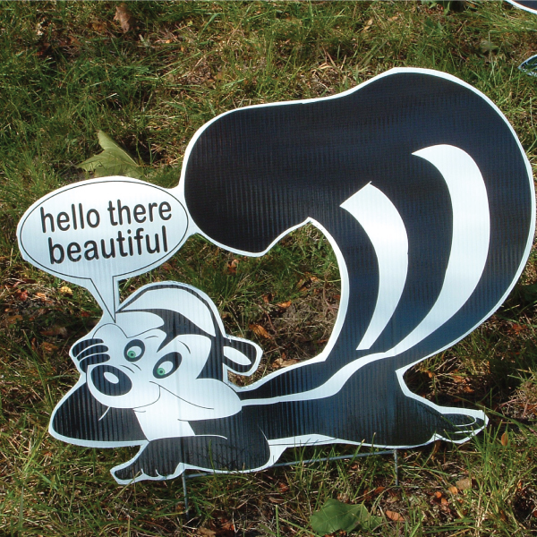 sk5_skunk_stinkin_yard_greetings_cards_lawn_signs_happy_birthday_over_hill | Yard Greetings Lawn Signs | Happy Birthday | Yard Cards sk5_skunk_stinkin_yard_greetings_cards_lawn_signs_happy_birthday_over_hill