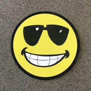 smiley_face_sm3_yard_greetings_cards_lawn_signs_happy_birthday_over_hill_anniversary