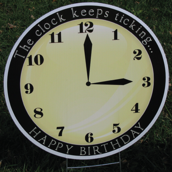 clock_11_yard_greetings_lawn_signs_cards_happy_birthday_hoppy_over_hill