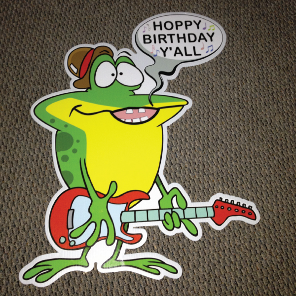 frog_right_yall_hoppy_birthday_yard_greetings_lawn_signs_cards_happy_over_hill