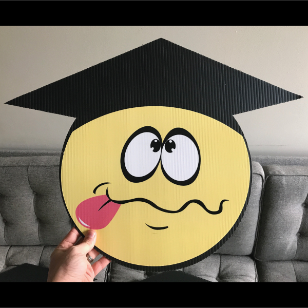 gs13_graduation_smiley_face_emoji_yard_greetings_lawn_signs_cards_happy_birthday_hoppy_over_hill