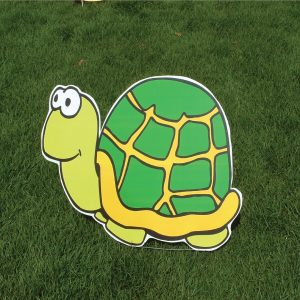 turtle_zoo_animals_yard_greetings_cards_lawn_signs_happy_birthday_over_hill