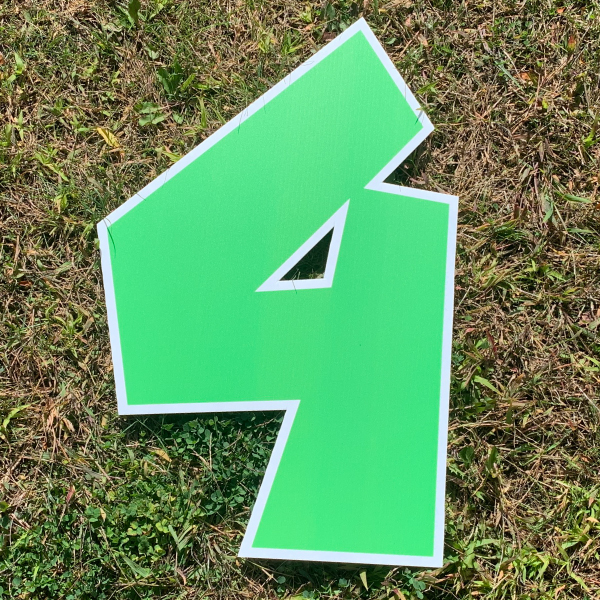 green number 4 yard greetings cards corrugated plastic coroplast happy birthday lawn