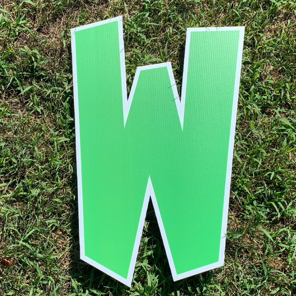 green letter w yard greetings cards corrugated plastic coroplast happy birthday lawn