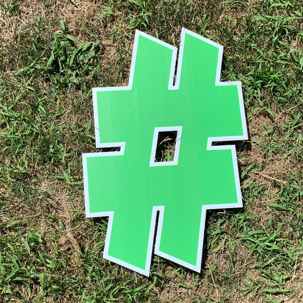 green symbol hashtag # yard greetings cards corrugated plastic coroplast happy birthday lawn